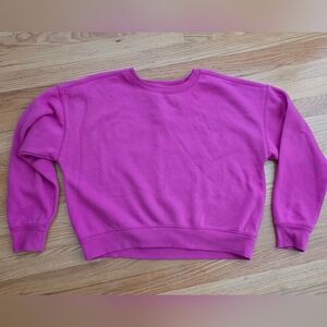 Universal Thread Women's M Magenta Cropped Crewneck Sweatshirt